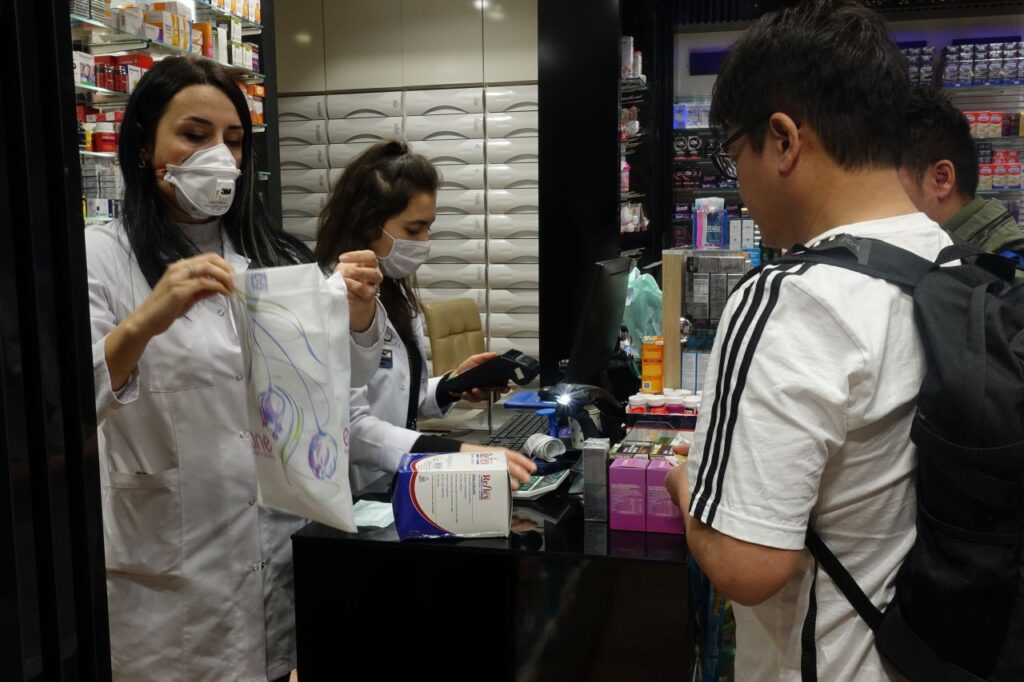 Koronavirüs ve Eczane