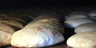 Evde Yöresel Tarzda Ekmek Üreterek Günlük 17.500 TL Para Kazanıyor